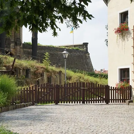 Burghotel Ξενοδοχείο