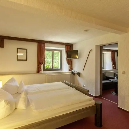 Burghotel
