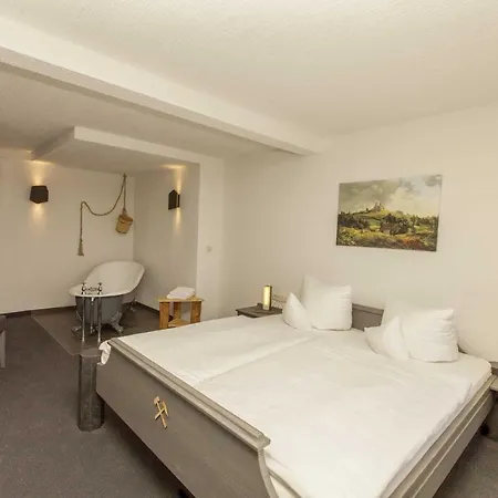 Burghotel Otel