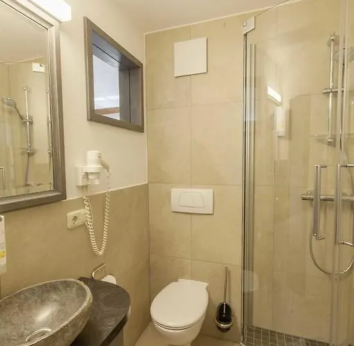 Ξενοδοχείο Burghotel